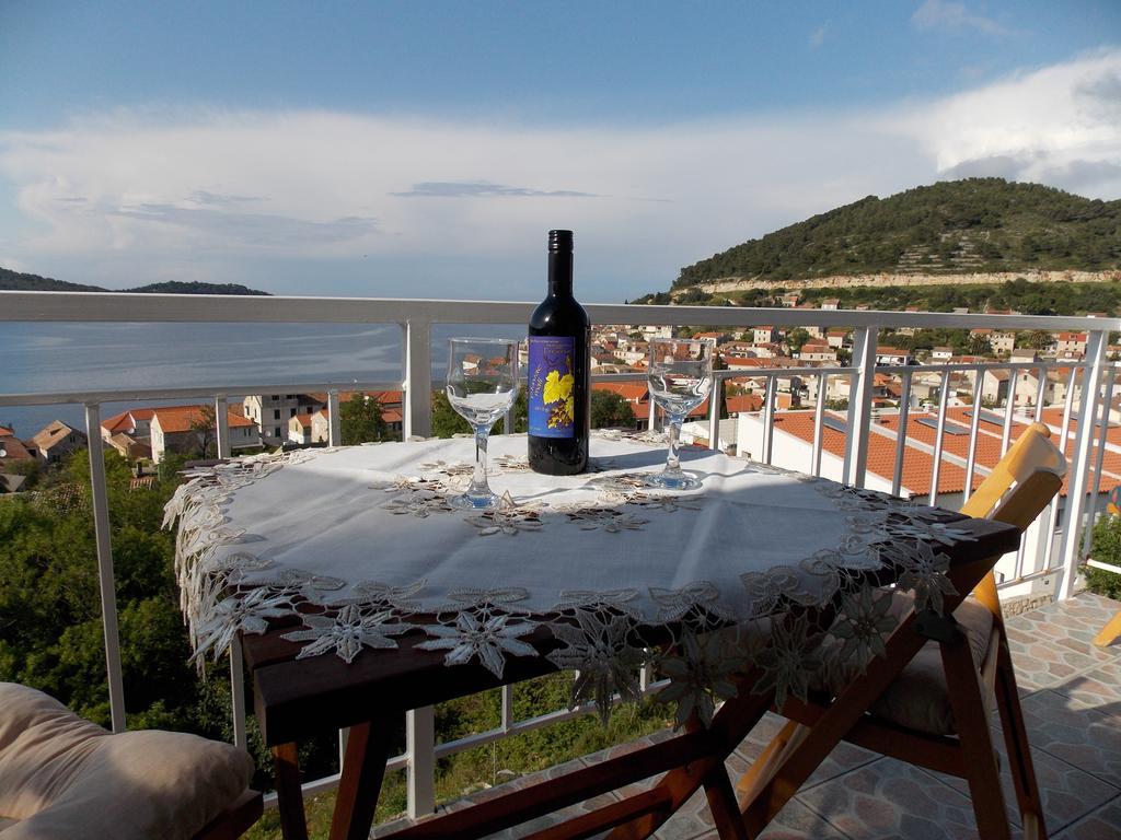 Apartment Pecarevic - A Holiday With A Stunning View Vis Habitación foto